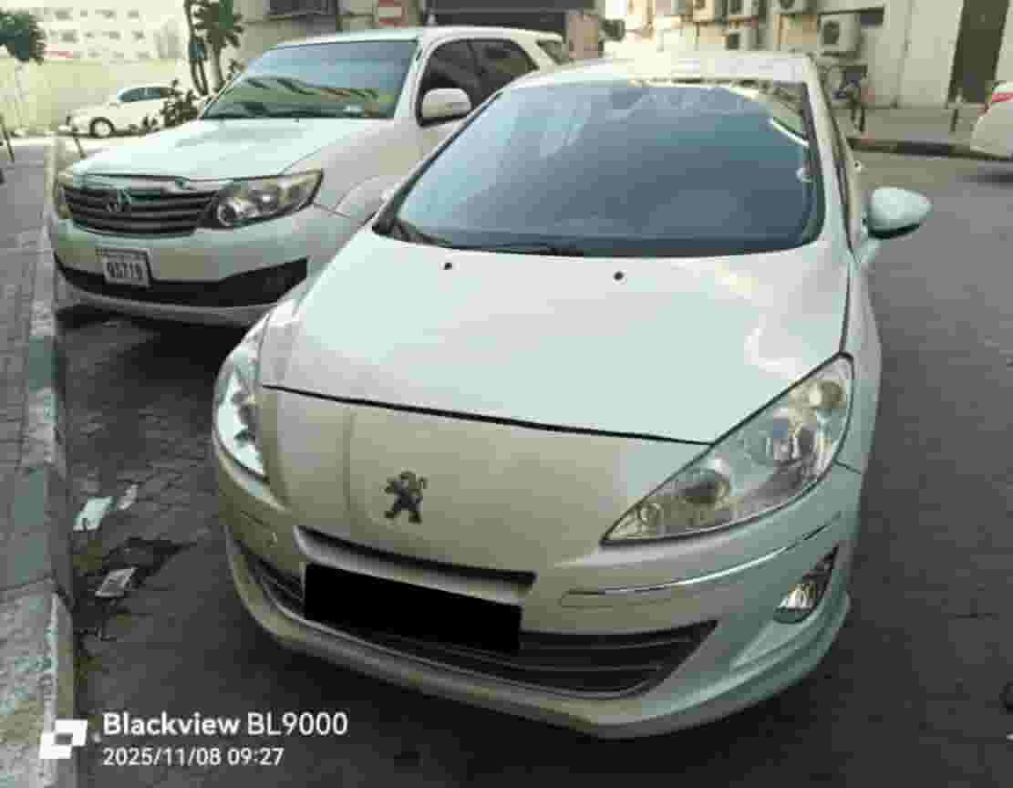Peugeot 408 model 2014 