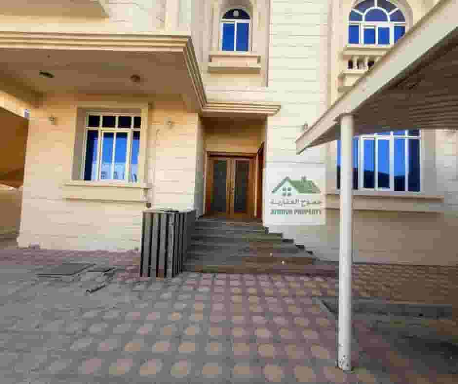 Villa for rent in Khalifa