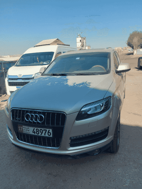 سيارة للبيع AUDI Q7