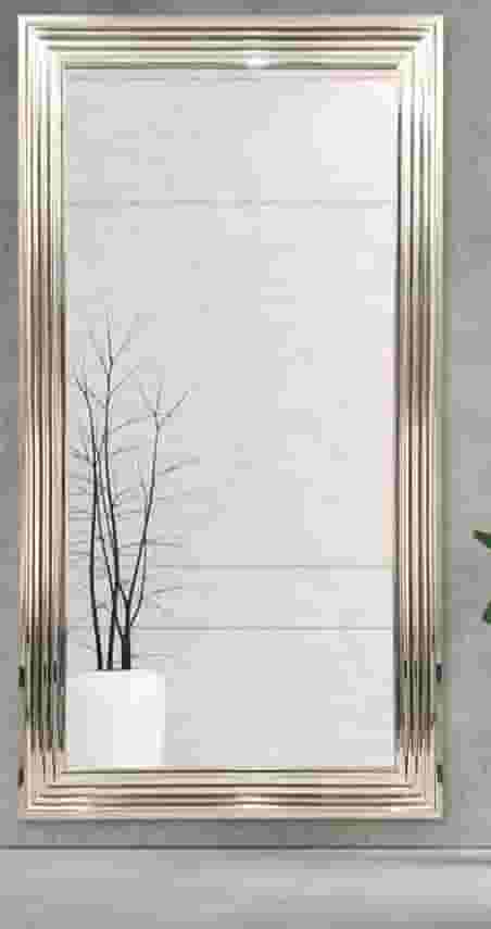 مرآة ارضية كبيرة الحجم