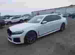 بي إم دبليو 750i موديل 2020 