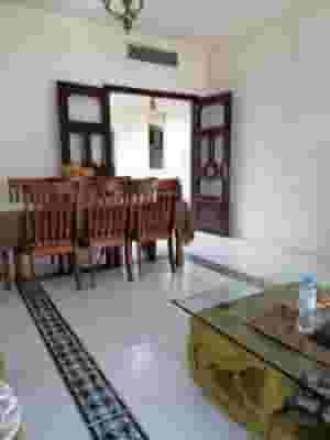 We buy used furniture 