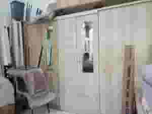 Buying and selling used furniture