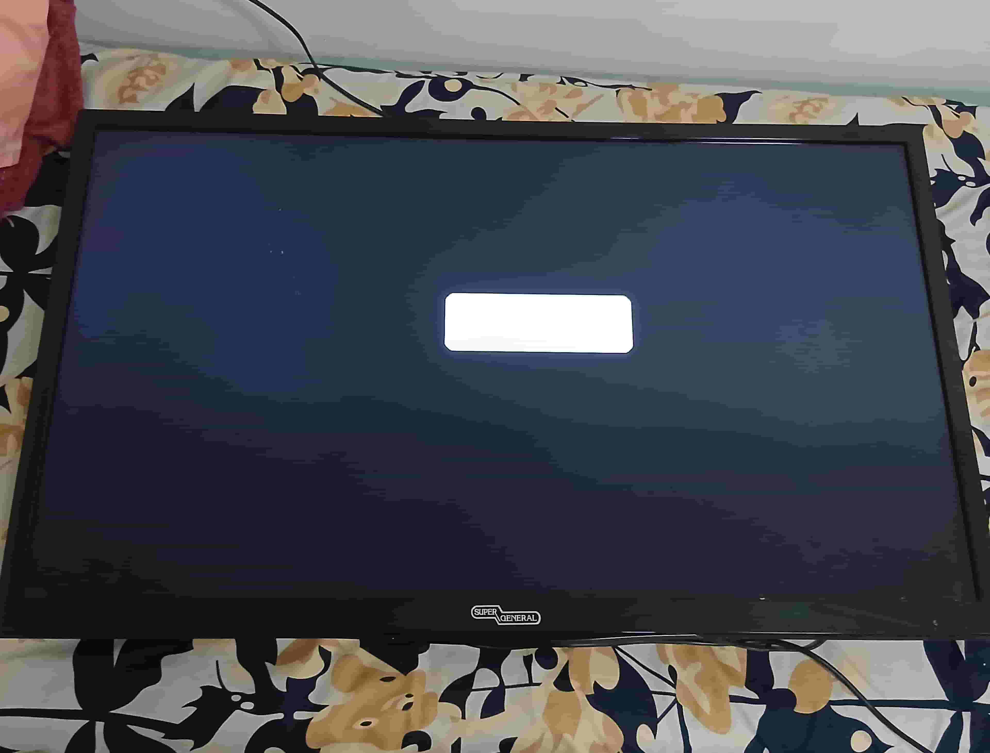 للبيع شاشة ليد مقاس 42 بوصة