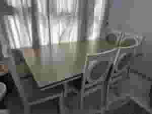 From home center 4y Dining table with 6 chairs