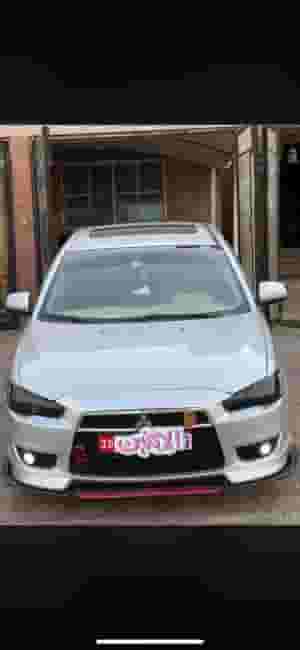 سيارة لانسر مستوبيشي 210