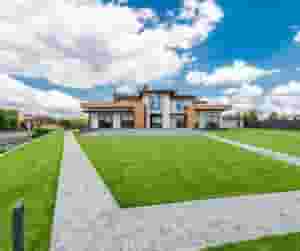 مكة التميز – خبراء تركيب الأرضيات والحدائق