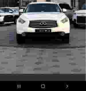 انفينيتي QX70 موديل 2015