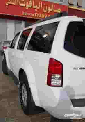 نيسان باثفايندر للبيع موديل 2012 مرخثة ومؤمنه لغابة 12/2026