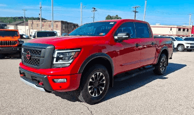  Nissan Titan Pro-4X Model 2023