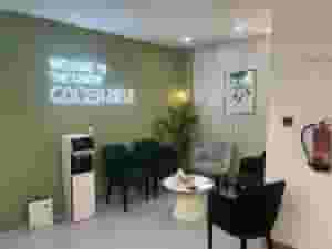 مركز طبي للبيع في قلب الشارقة المجاز 1