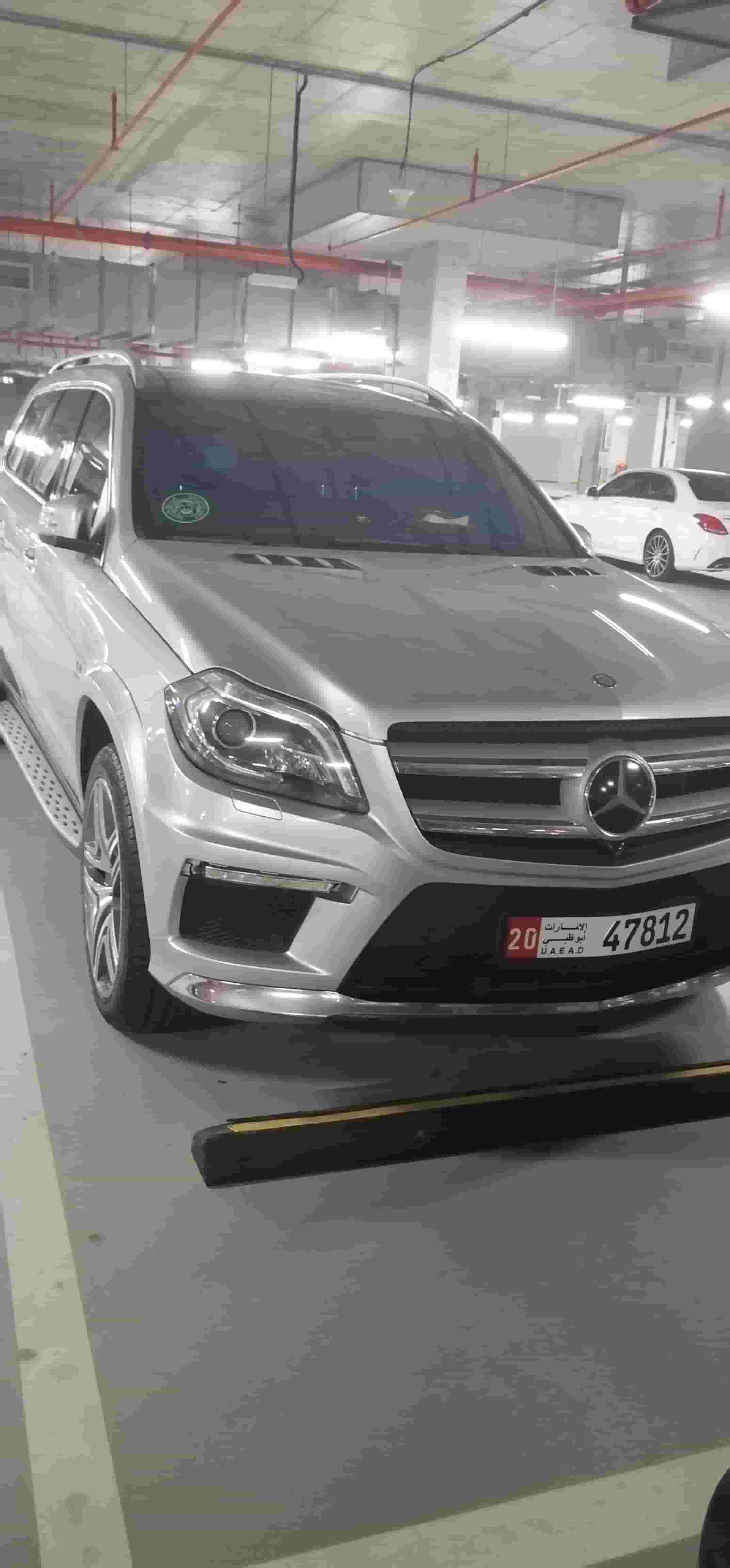 Mercedes 2014 GL 500 in excellent condition