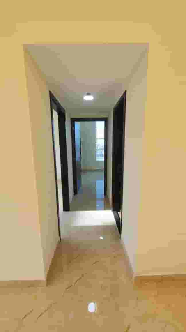 A flat for rent with 2 rooms and a hall in Al-Rawda 2