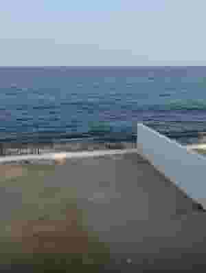 فيلا للبيع بإطلالة بحرية