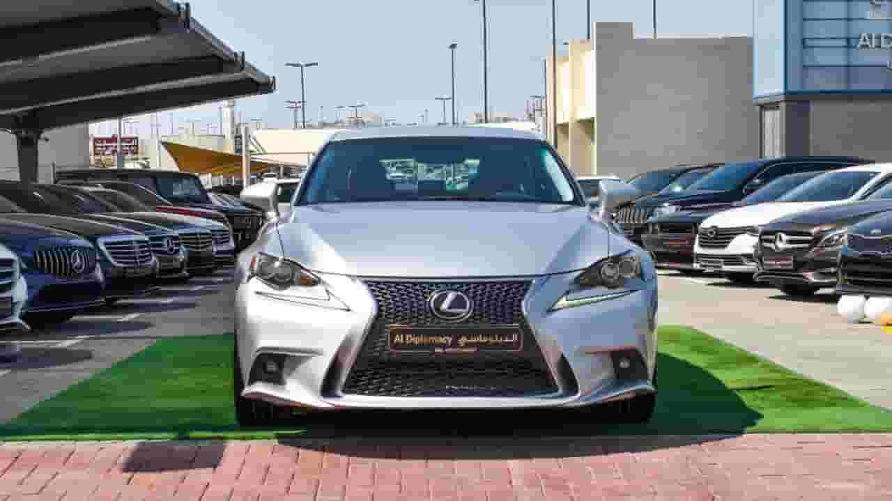LEXUS IS300 MODEL 2016