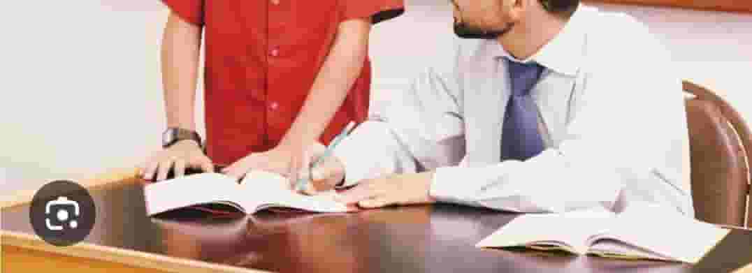 معلم للمواد العربية وتأسيس للغة العربية 