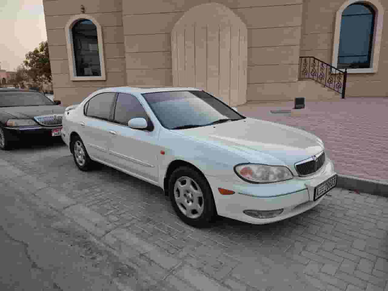 نيسان مكسيما 2002