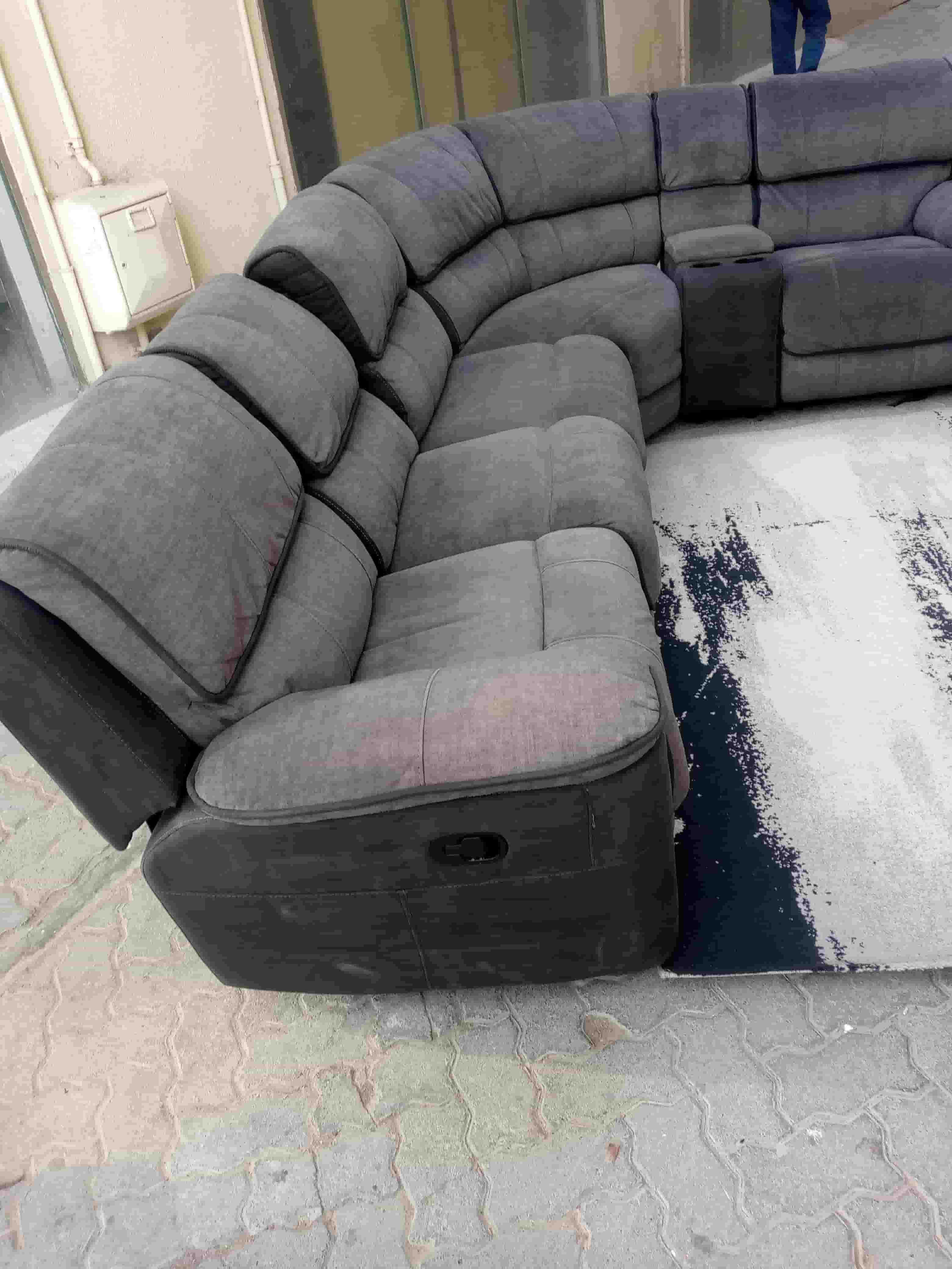 شراء الأثاث المستعمل 