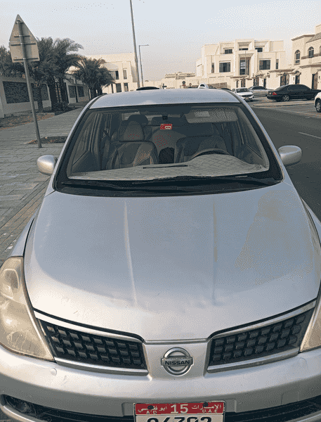نيسان تيدا موديل 2007