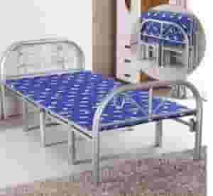 A foldable metal bed is easy to use