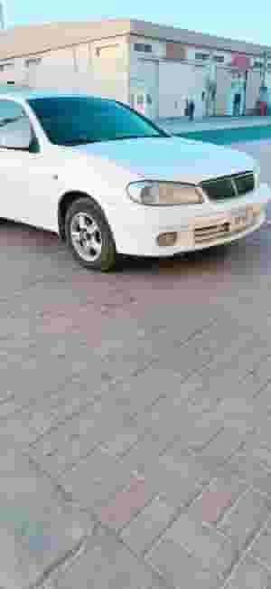 Nissan Sunny 2003