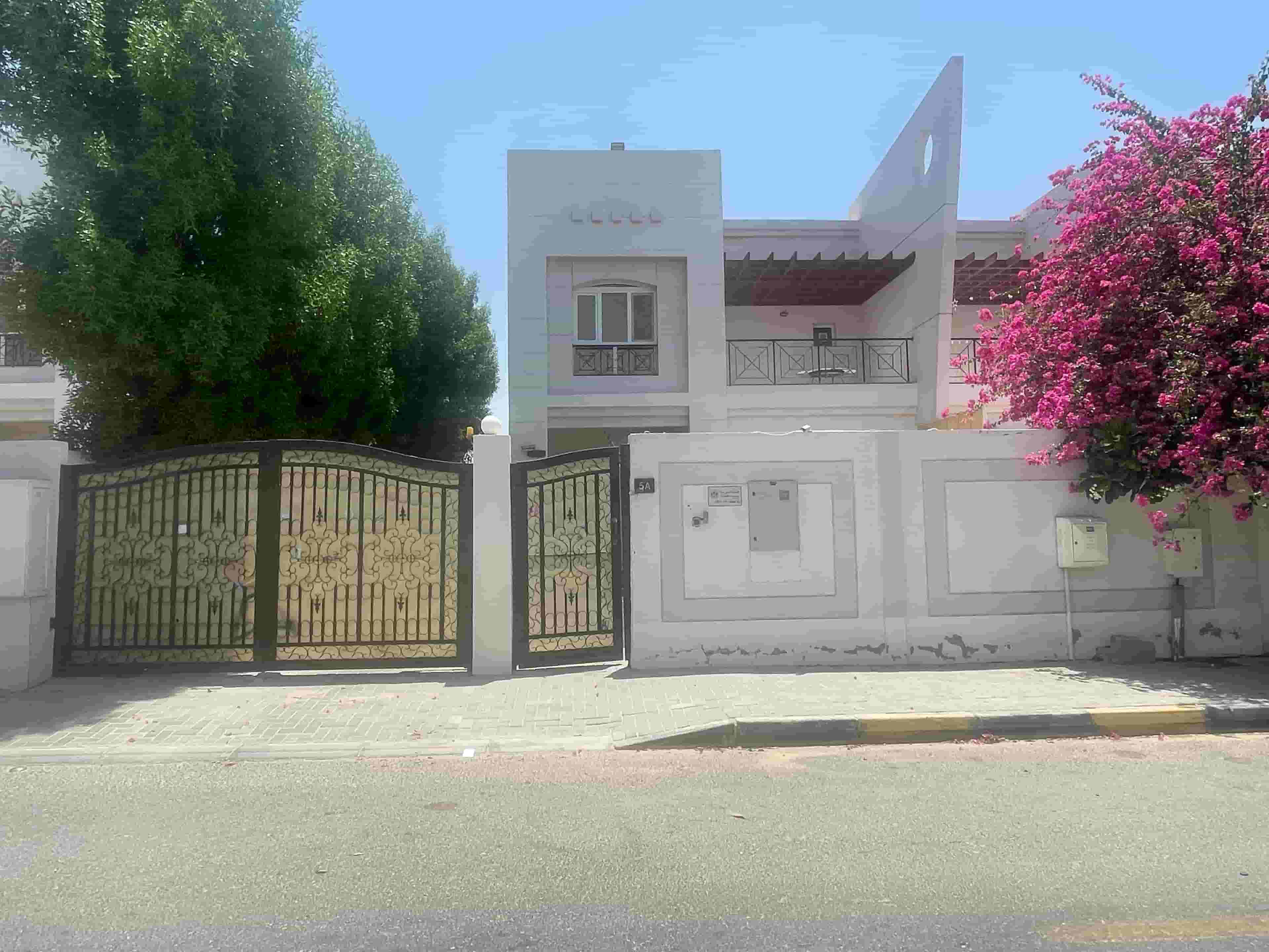 Studio in al khazamiya for rent