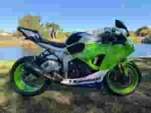 Kawasaki Ninja 2024 ZX-6R