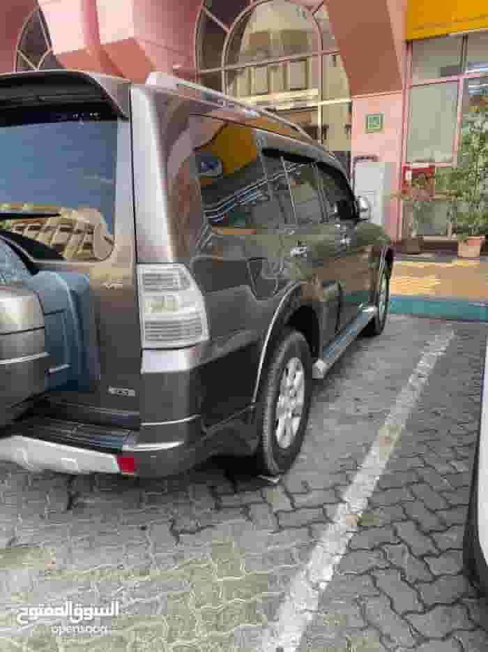 Pajero 2011 full option 3.5