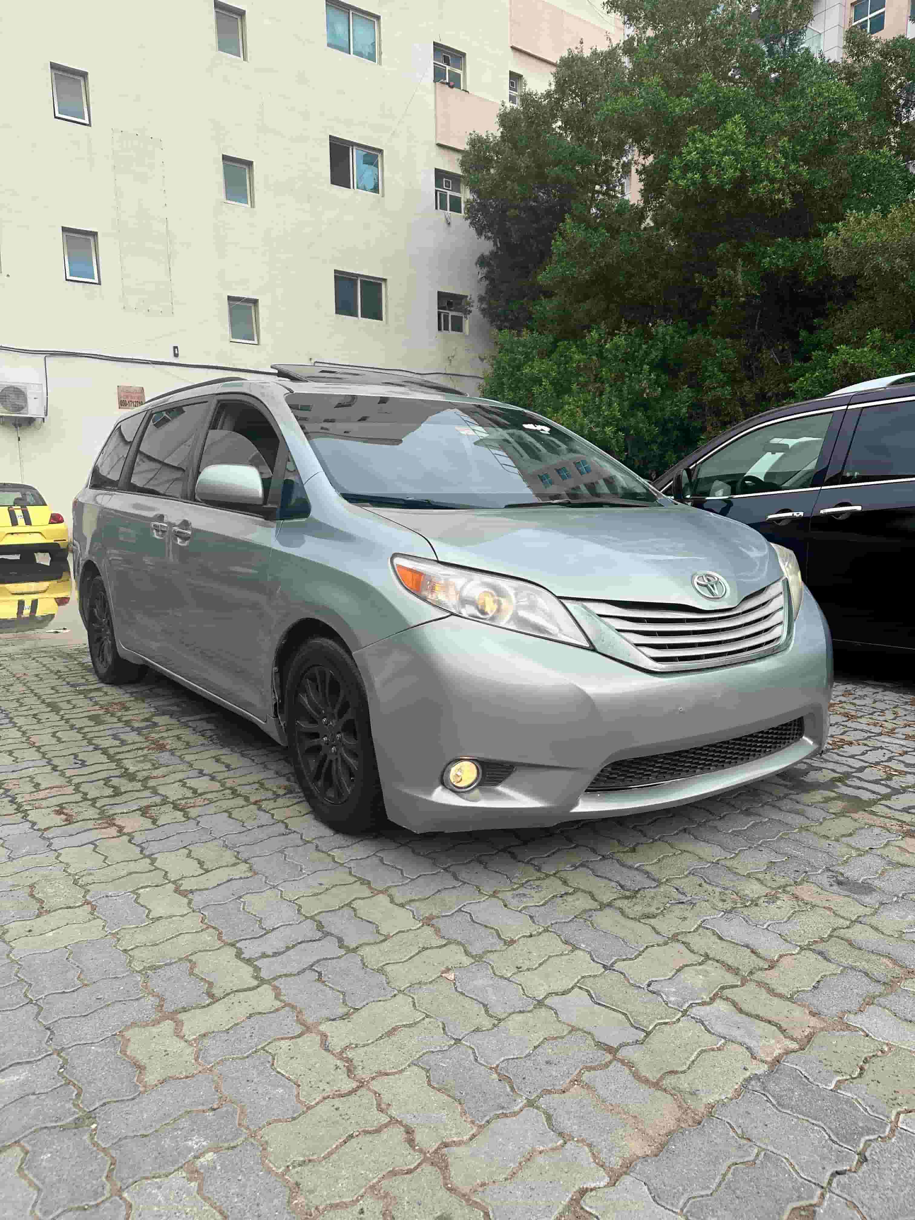 للبيع تويوتا سيينا 2011 فل اوبشن