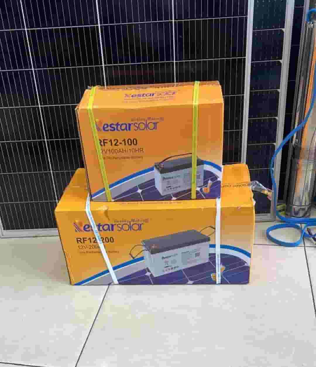 معدات الطاقة الشمسية