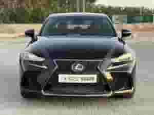 لكزس is300 2019
