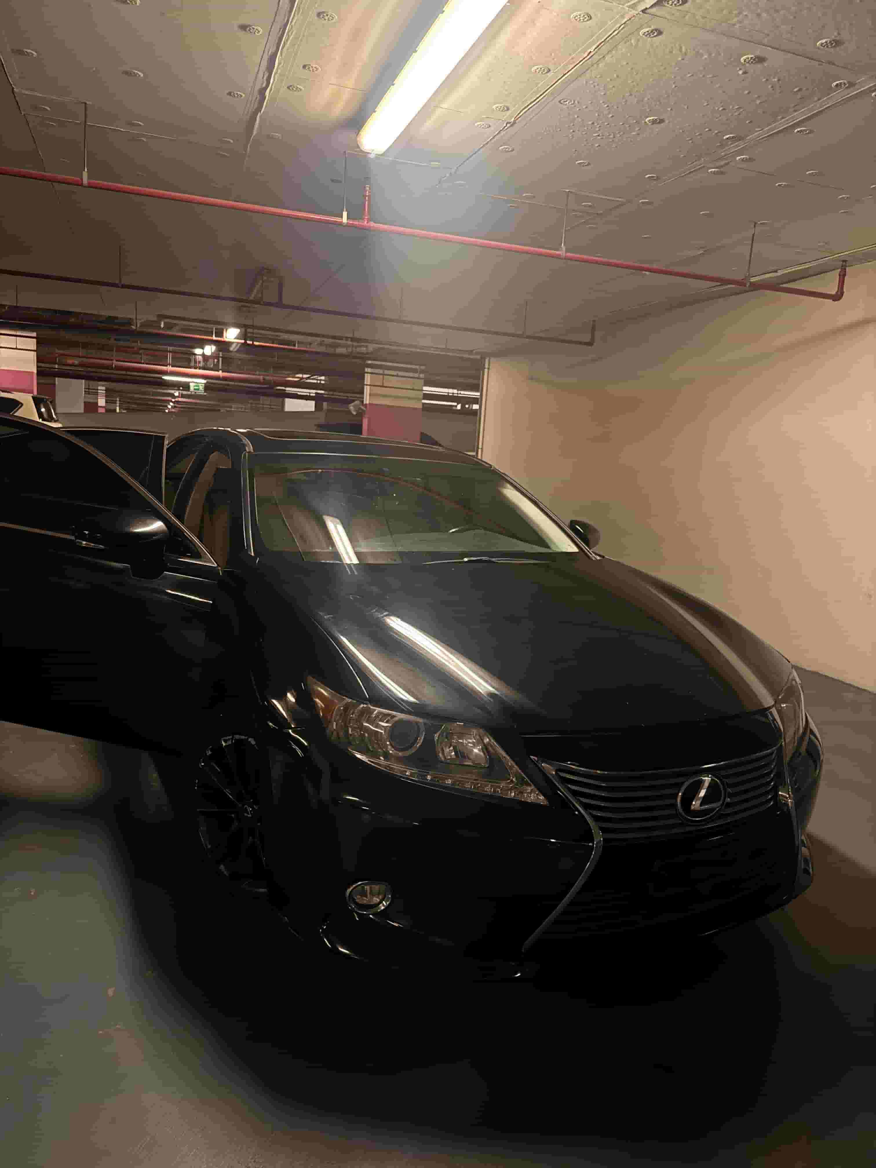 Lexus Es350 V6 3.5L model 2015  