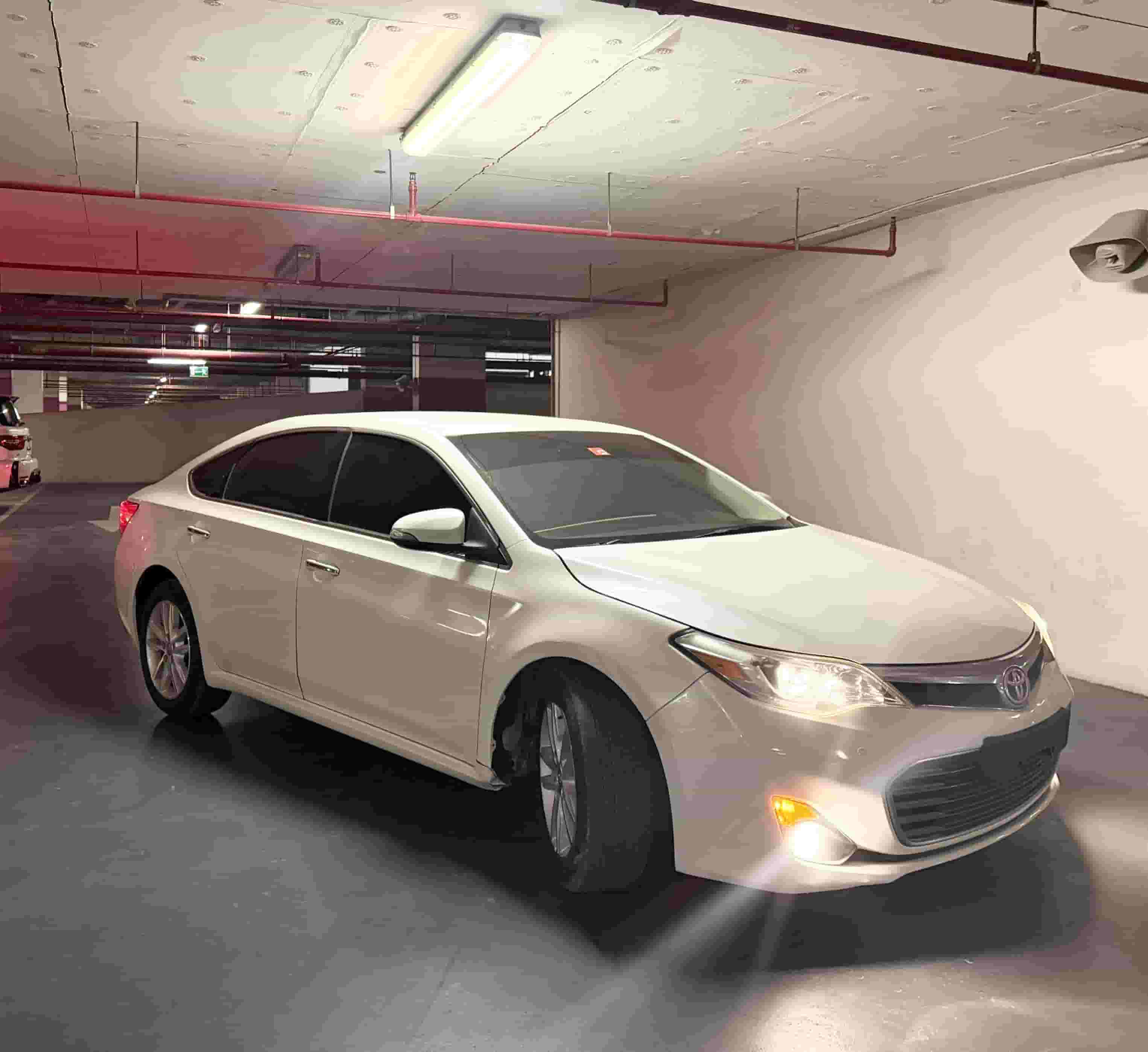 Toyota Avalon S V6 3.5L Mid Option Model 2016 Gcc Specifications Personal used with out any issues