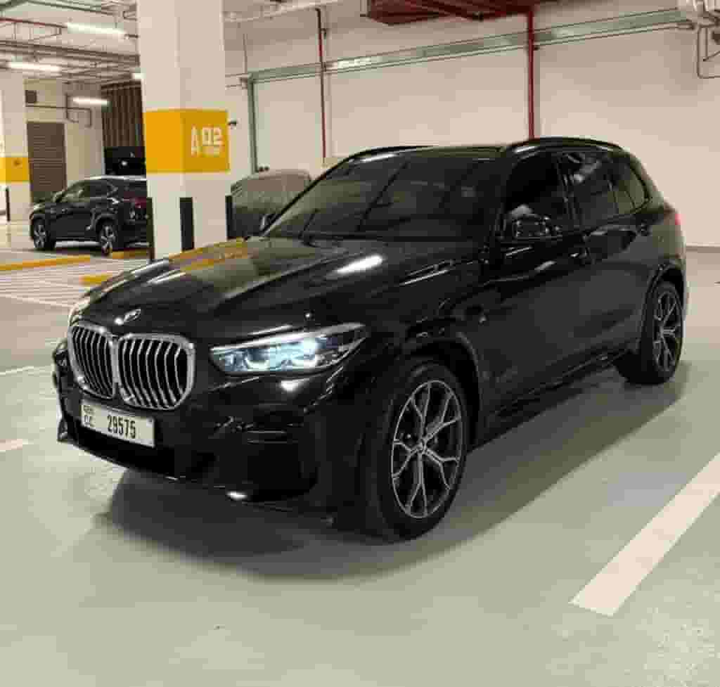 سيارة BMW X5 xDrive40i V6 3.0 موديل 2022 