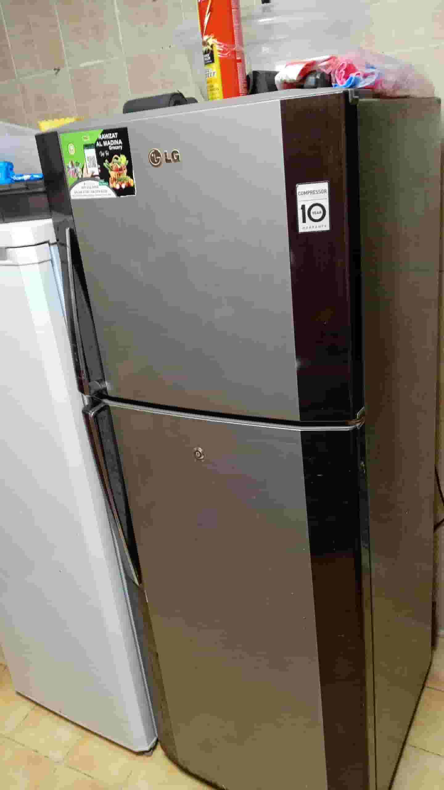 ثلاجه للبيع
