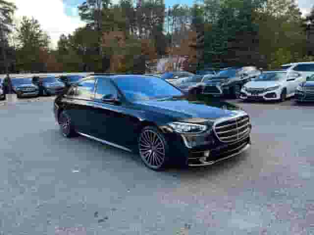 مرسيدس بنز S 580 4MAT 2023