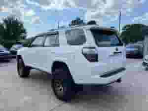  تويوتا 4 رانر SR5 موديل 2020