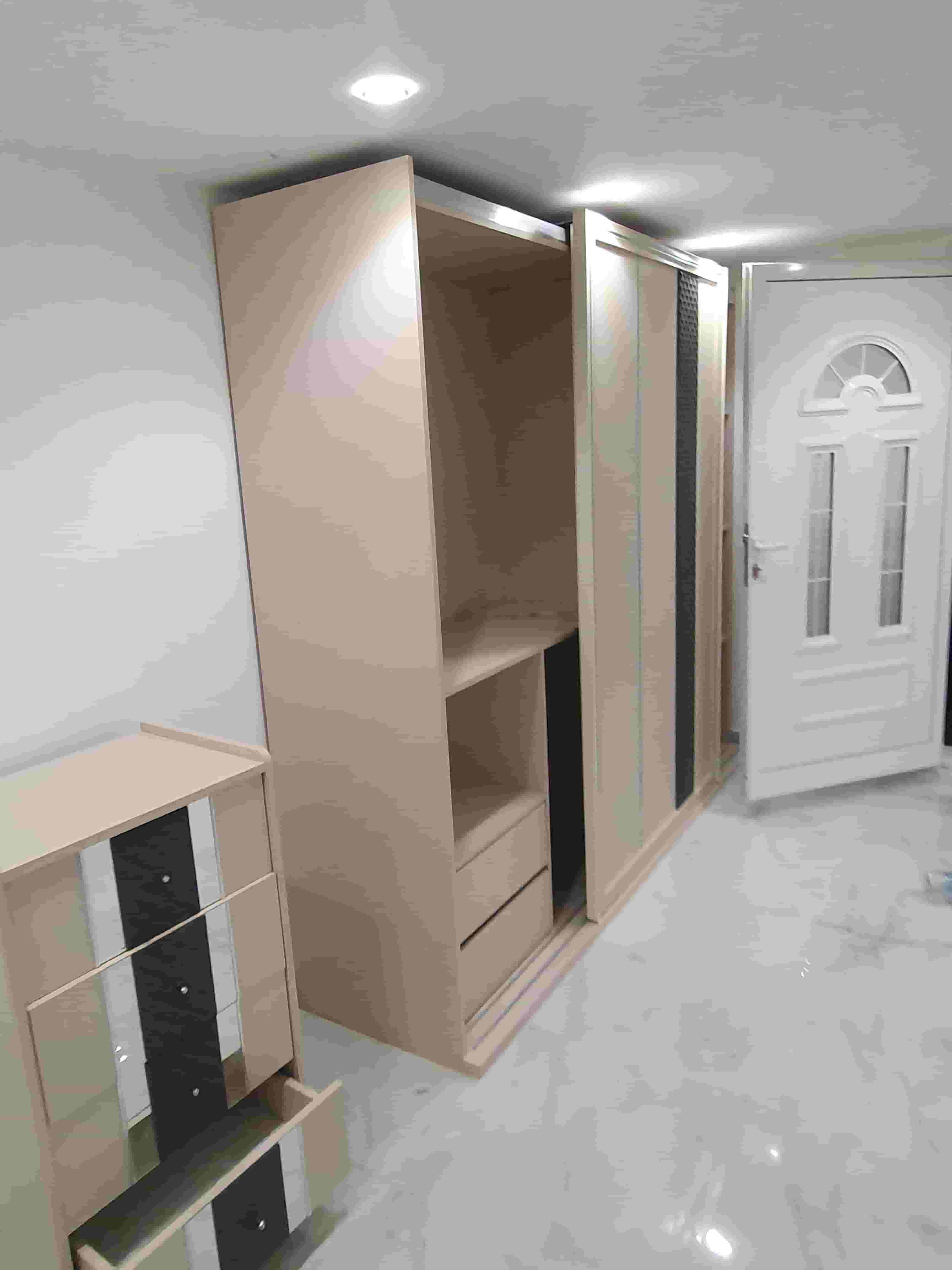 فيلا للإيجار في ربدان بين الجسرين قرب ربدان 