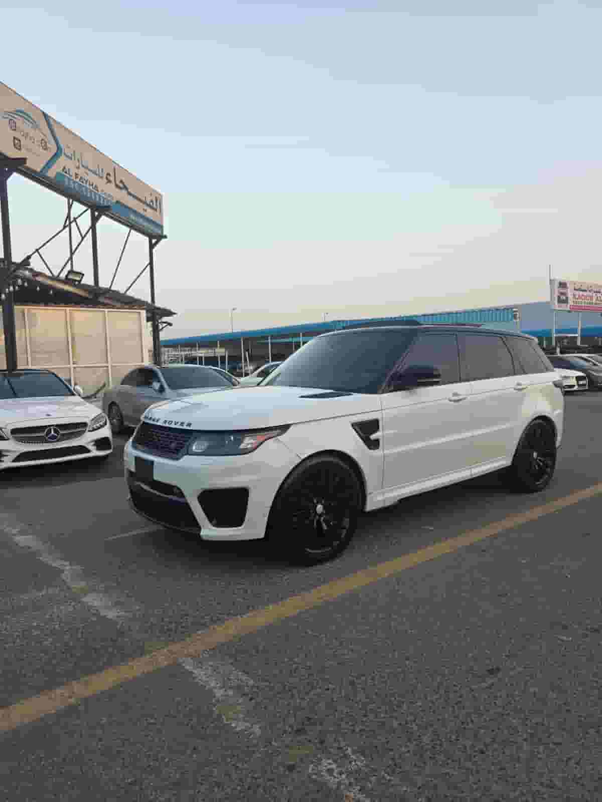 Range Rover Sport SVR V8 5.0L Model 2016 