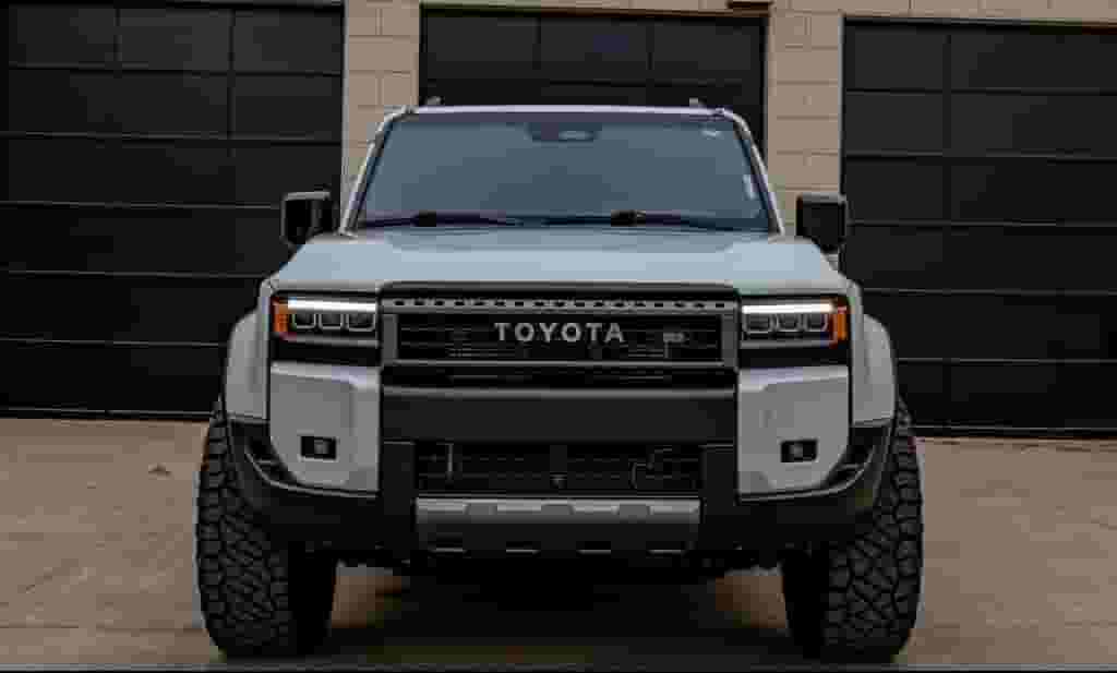 2025 Toyota Land Cruiser 4WD