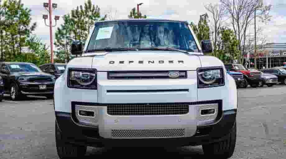 Land Rover Defender 130 2023 AWD
