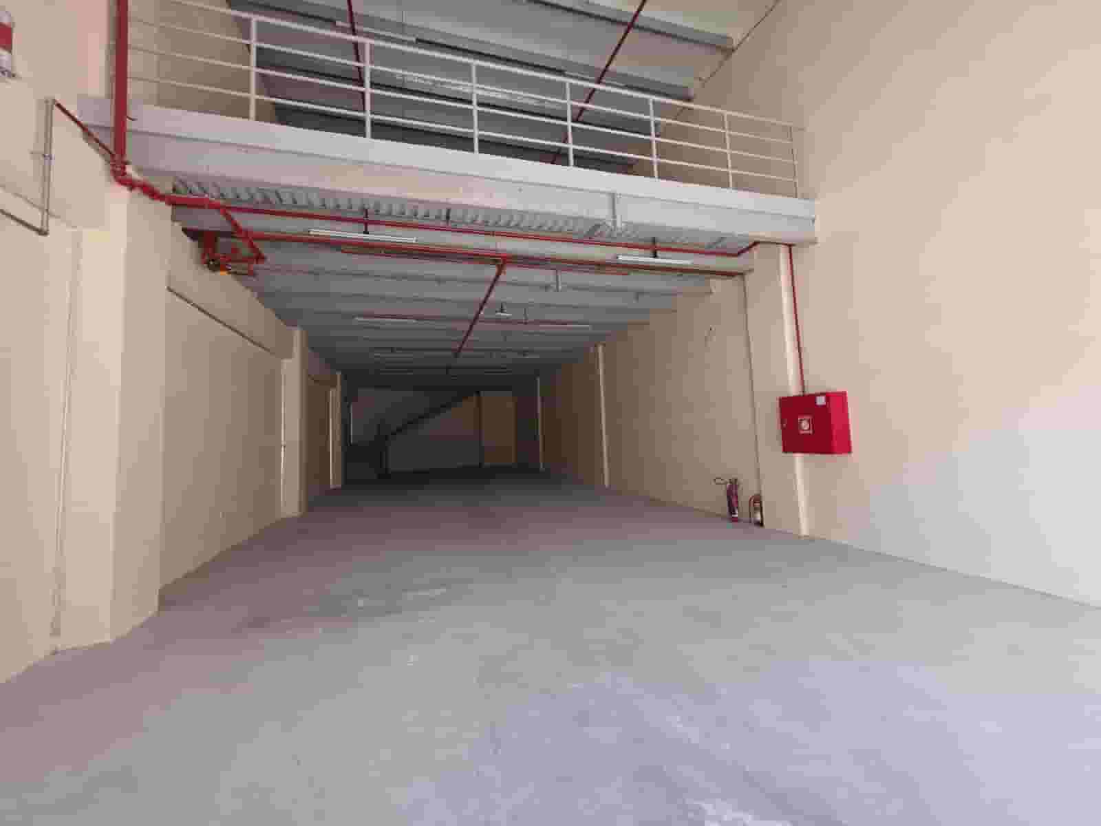 Warehouse for rent 4000 feet - 25 kg electricity - Al Jerf Industrial 1