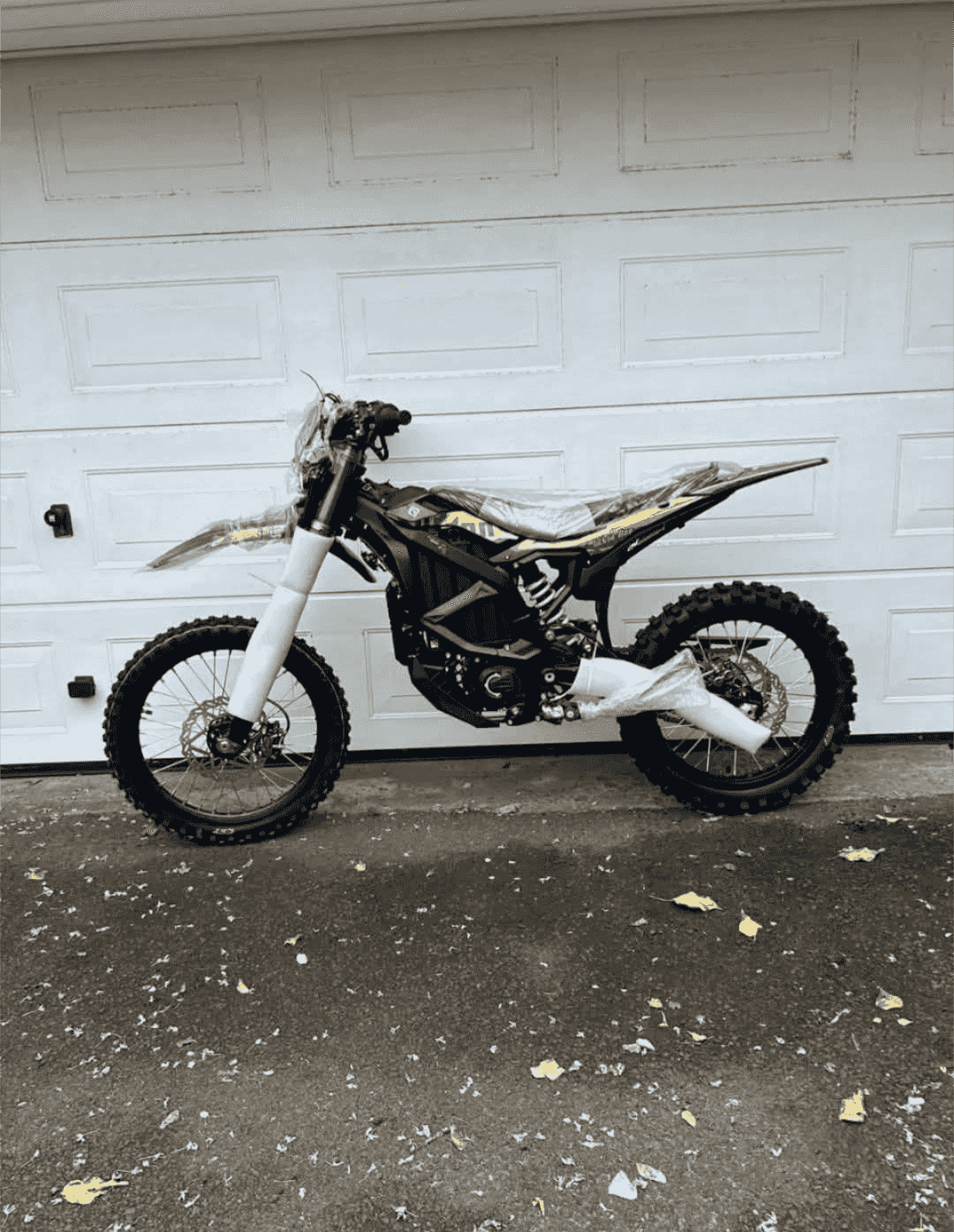 Clean SURRON Electric bike available