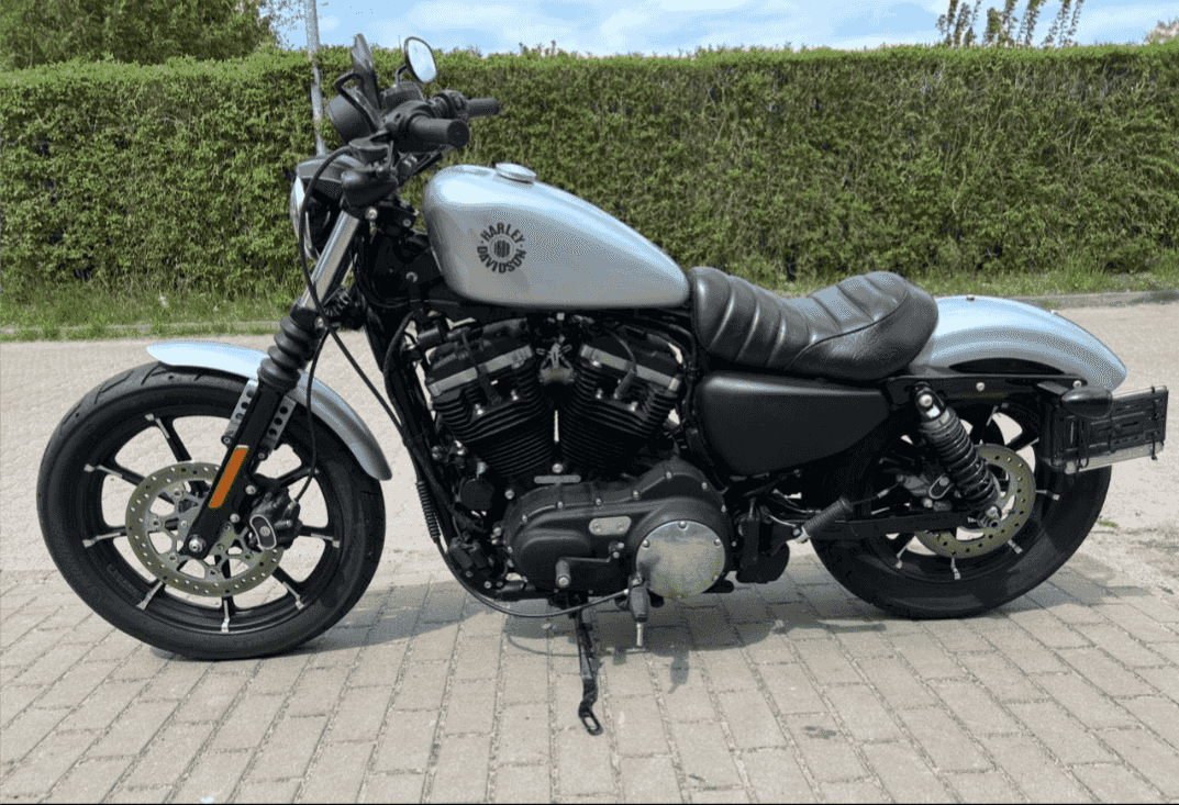2020 Harley Davidson 883 sport available