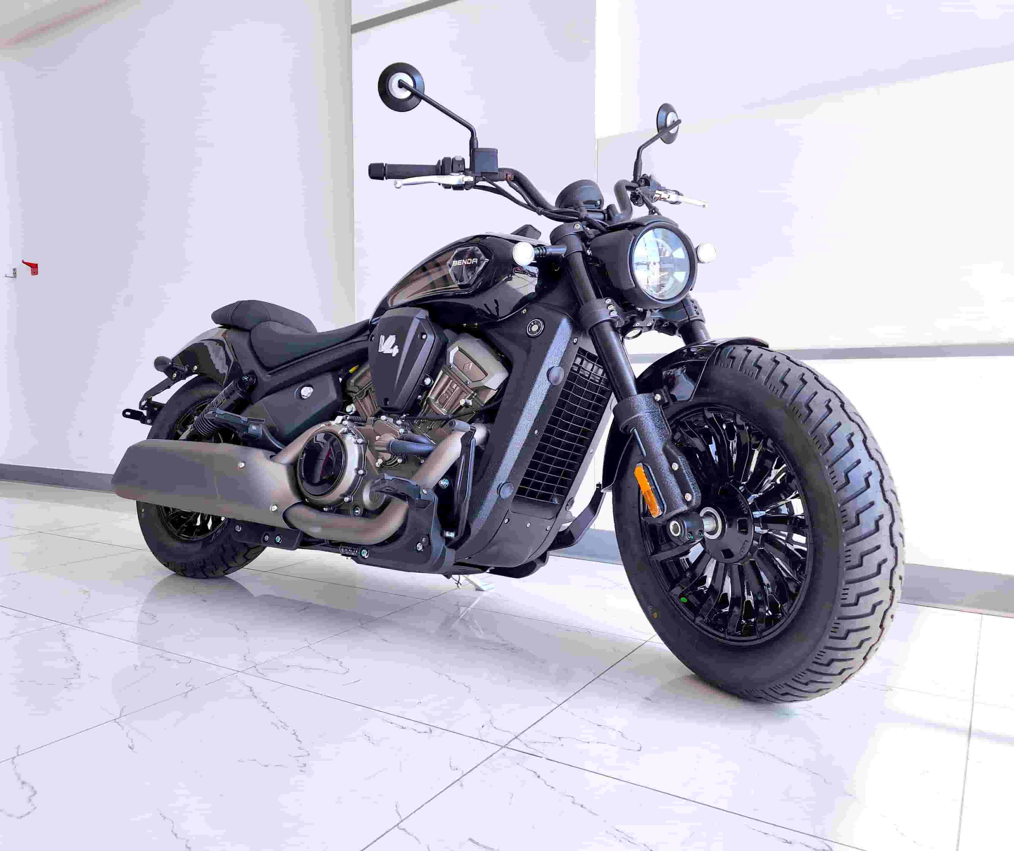 Benda - Darkflag 500 - Model 2025