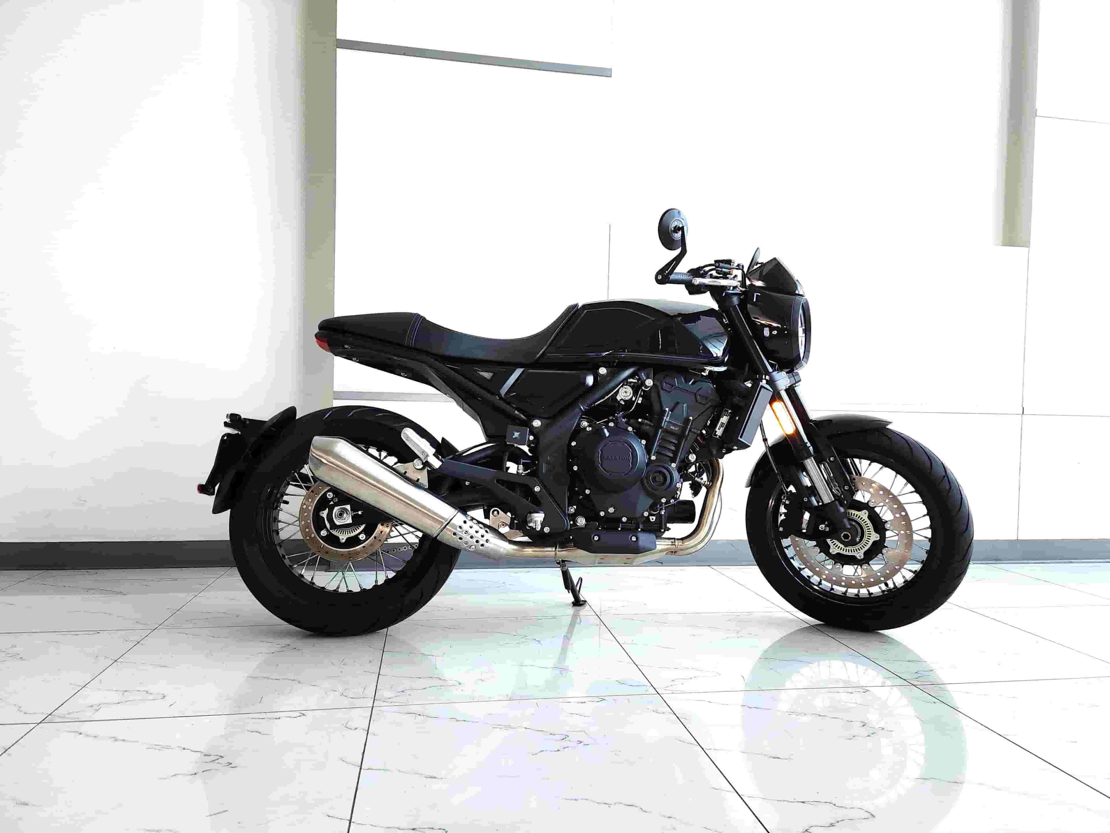 Brixton - Crossfire 500 - Model 2025