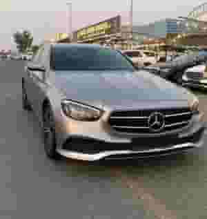 Mercedes-Benz E250 V4 2.0L Model 2022