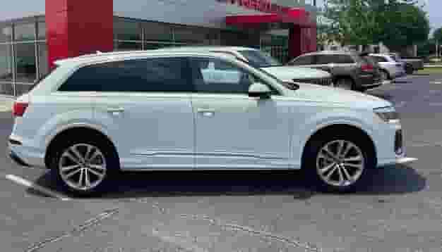 2025 أودي Q7 بريميوم بلس 55