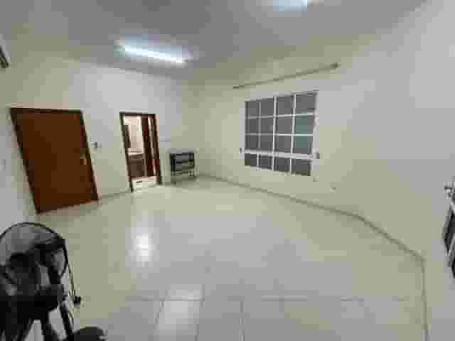 **Private Room for Rent – Ladies Only**