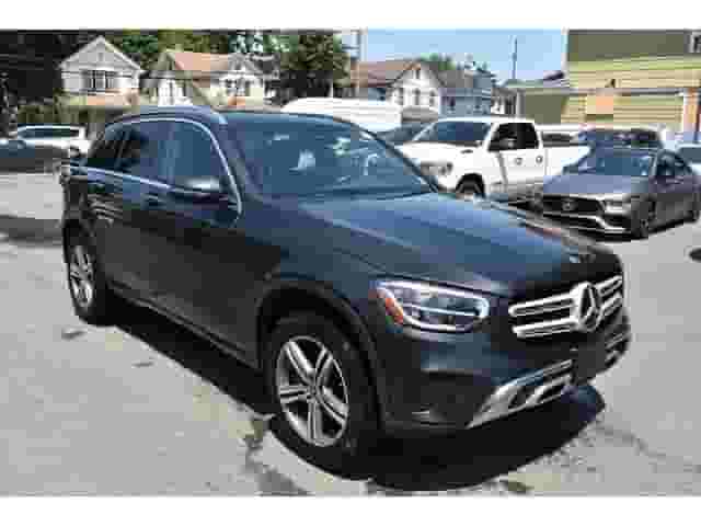 2022 Mercedes-Benz GLC